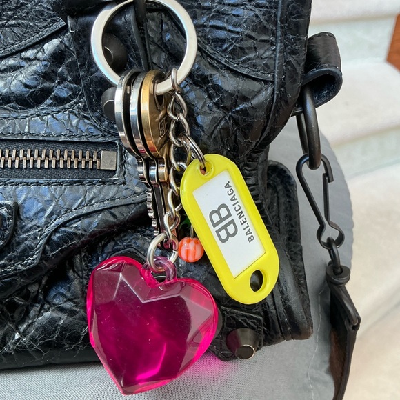 STUNNING 100% AUTHENTIC BALENCIAGA MINI CITY BLACK BAG WITH ATTACHED CHARMS - Picture 4 of 16